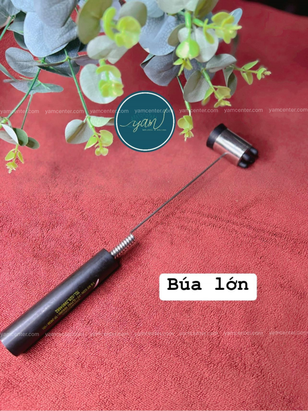 Cây Búa Lớn Diện Chẩn